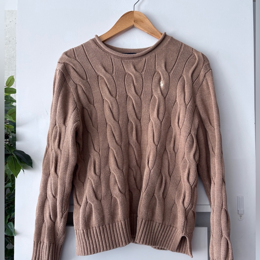 Polo Ralph Lauren cable knit sweater. Taupe color size medium. Preppy academia